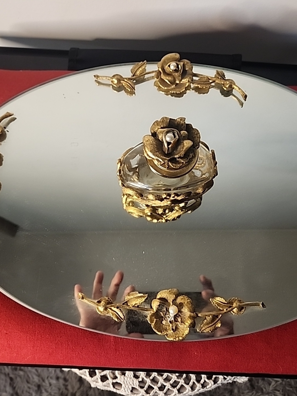 Gold Accent Oval Vanity Tray with Floral Embellishments - Picture 4 of 16